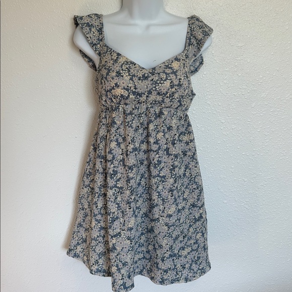 Eyeshadow Blue and Cream Patterned Mini Dress Size Medium - Picture 3 of 13